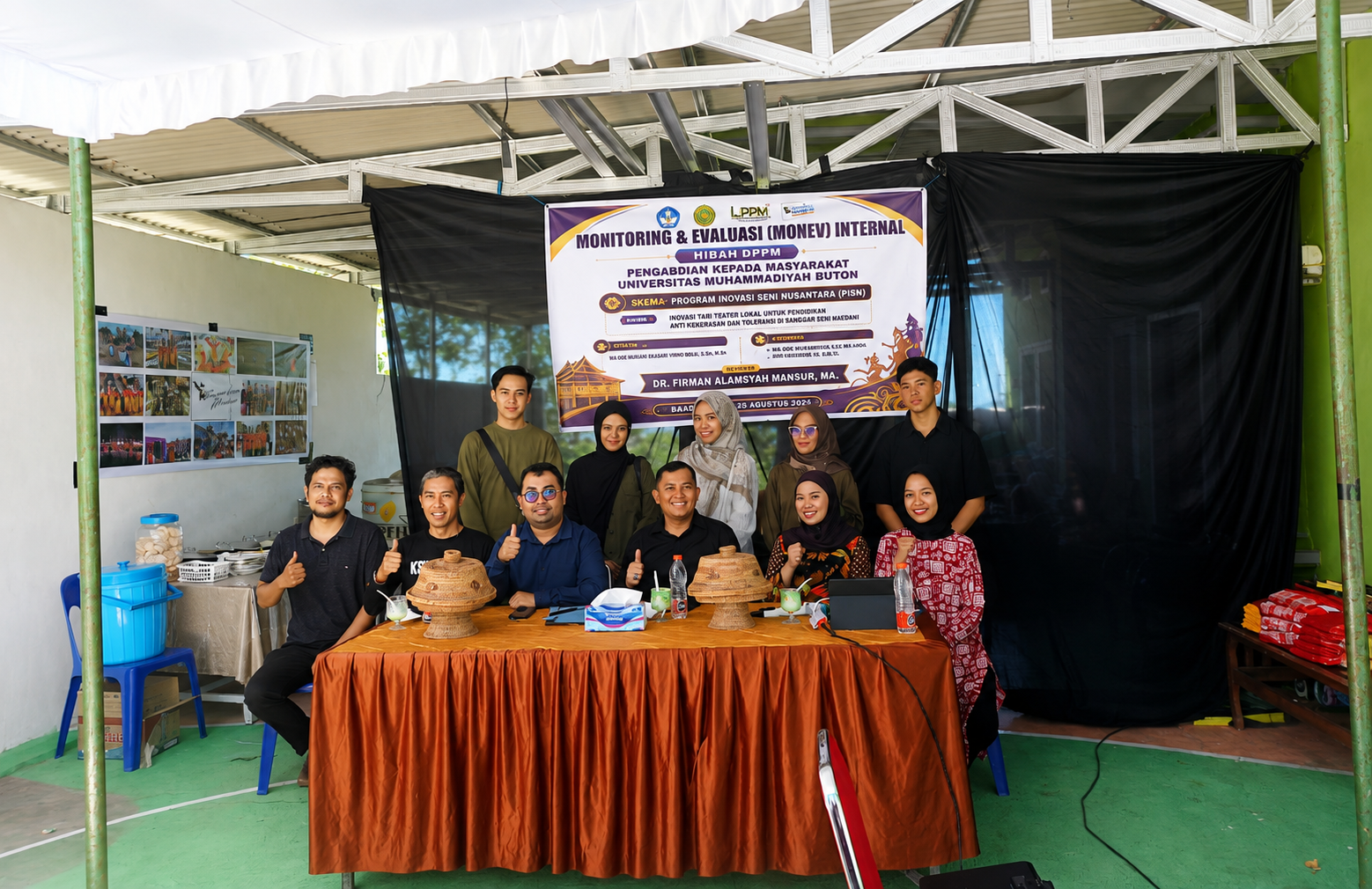 LPPM UM Buton Laksanakan Monev Lapangan Hibah DPPM Skema Program Inovasi Seni Nusantara di Sanggar Seni Maedani